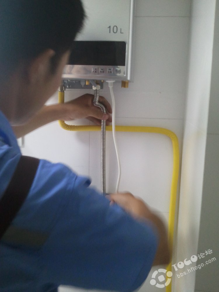 【装修微过程】 燃气热水器安装记,安全有了,美观没了