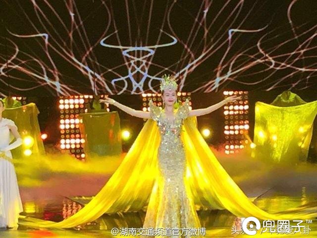 唐嫣彩排照流出,网友:浓浓影楼风?历届金鹰女神只服赵丽颖!
